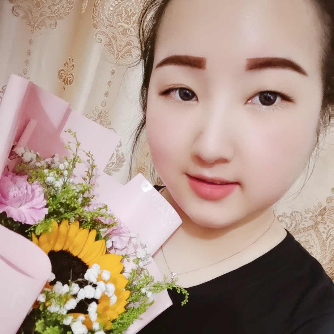 紫兮的照片