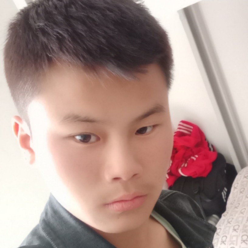 轩辕浅吻迷茫的照片