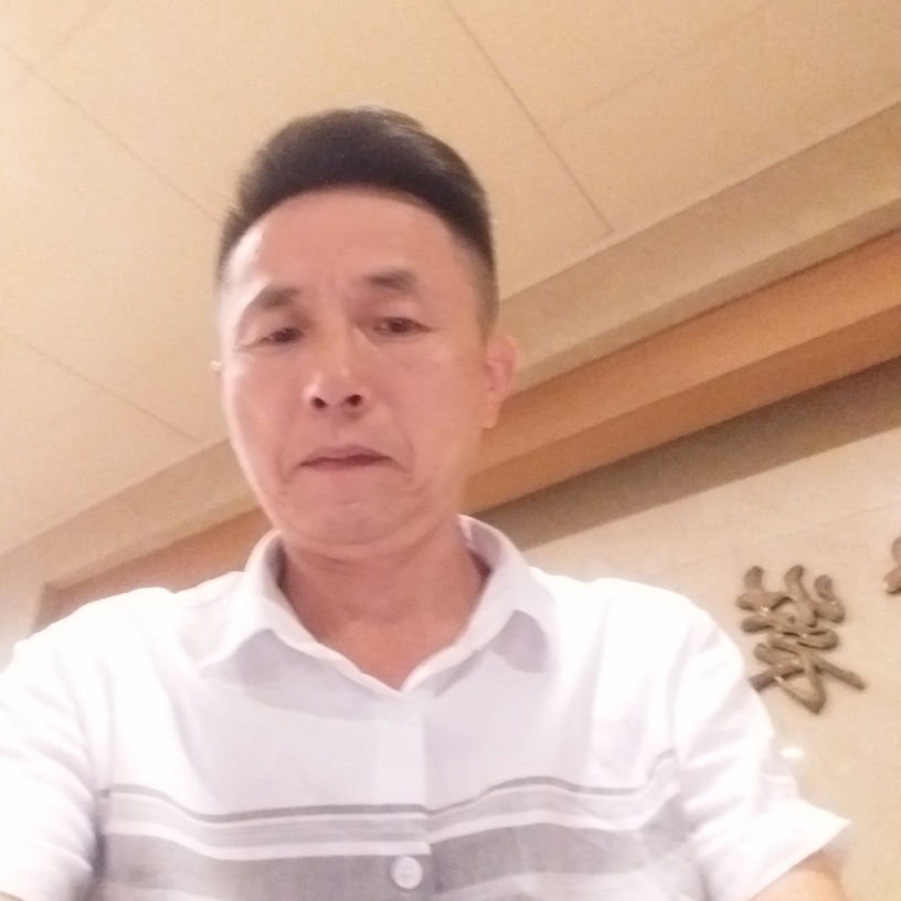 孤男一的照片