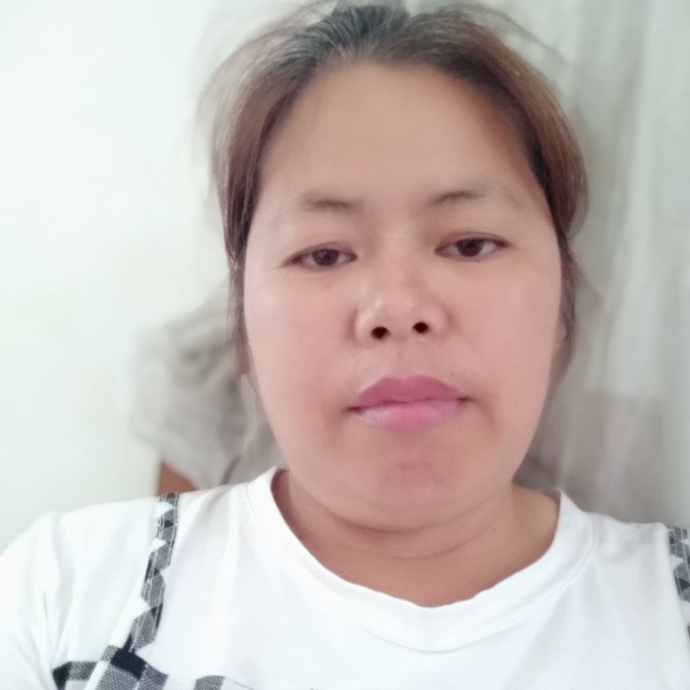 红红想，想找一个的照片
