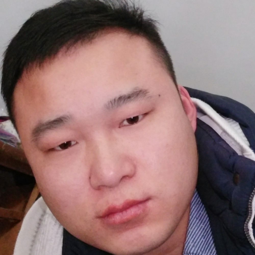 小蝴蝶回首陶醉的照片