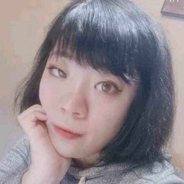 飞到羽深处的照片