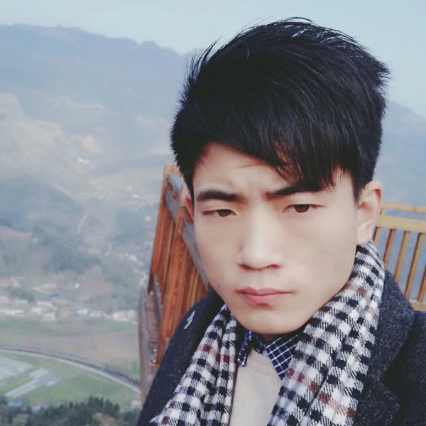 碧蓝回首大碗的照片