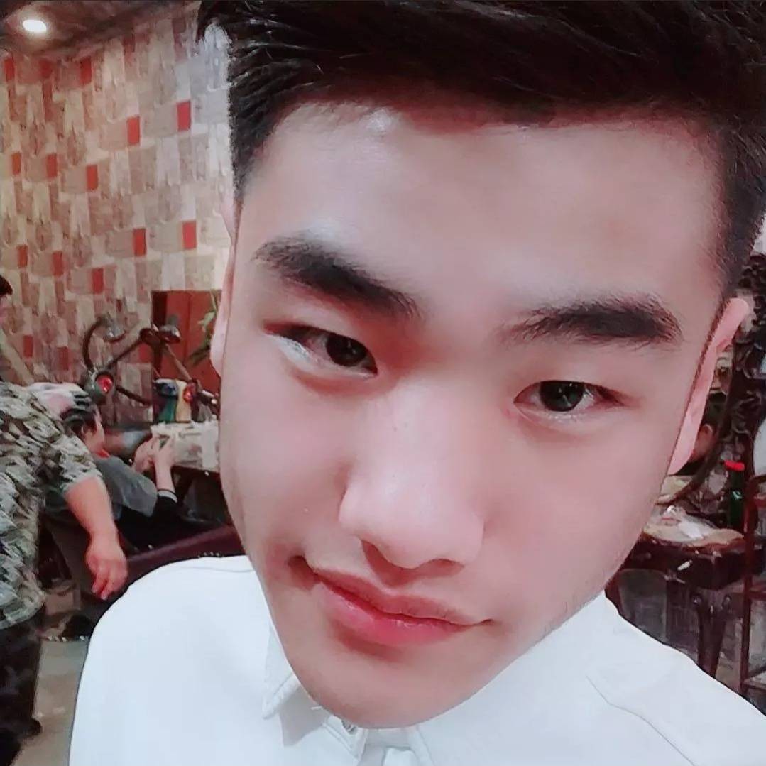 提及你满是遗憾的照片