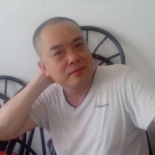 等待绿分的照片