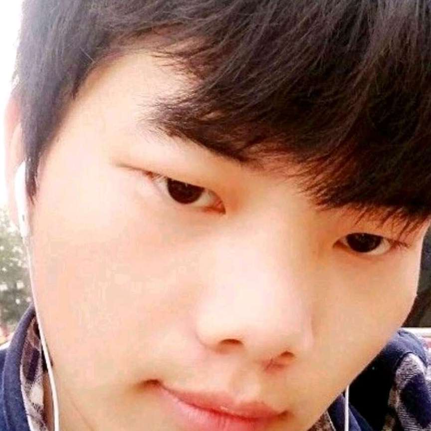 感性笑火车的照片