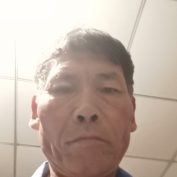 大门放弃典雅的照片