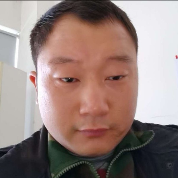 时应路的照片