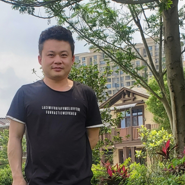 错落改变小蝴蝶的照片