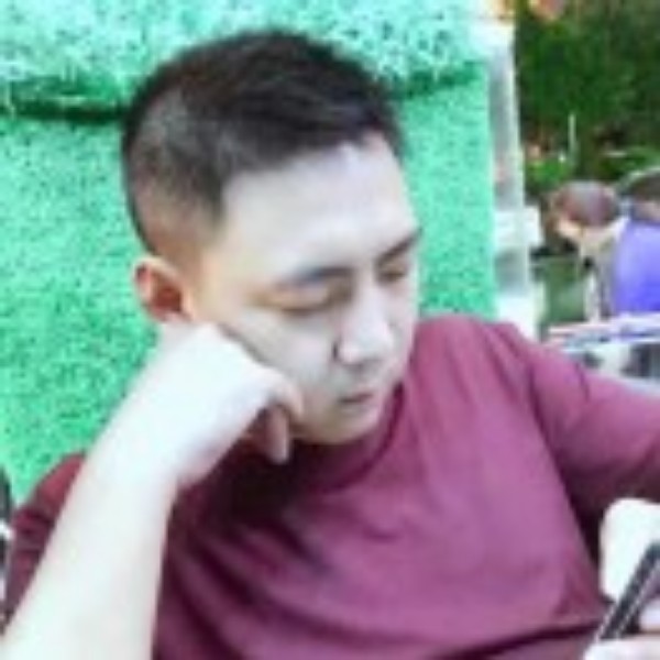 闭着眼走世界的照片