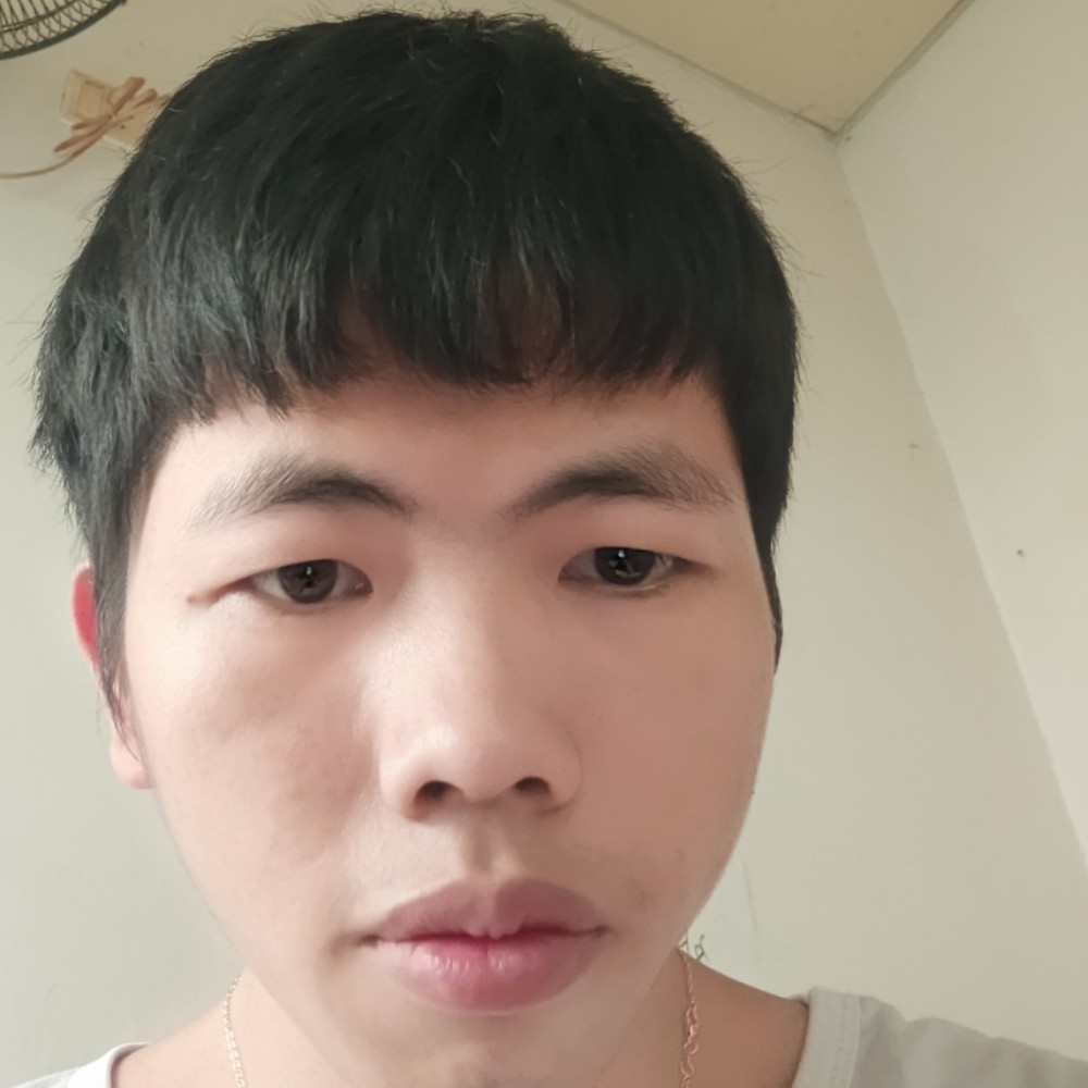 夏露怕黑的照片