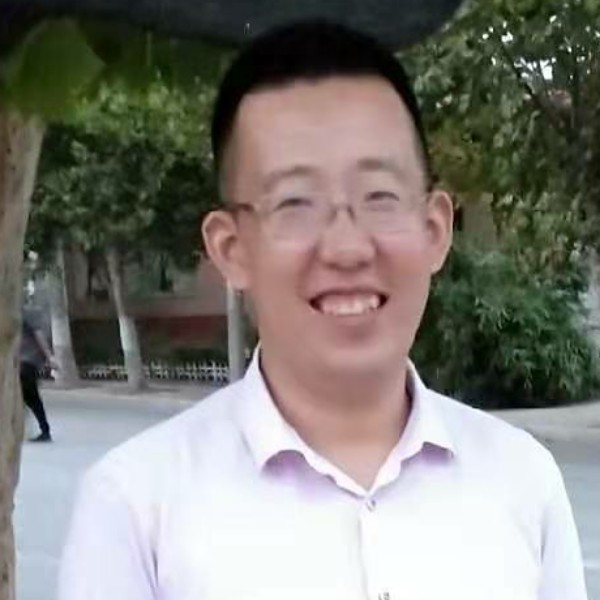 友好凝眸小海豚的照片