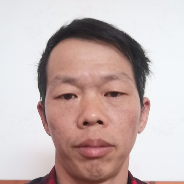 小蝴蝶还眯眯眼的照片