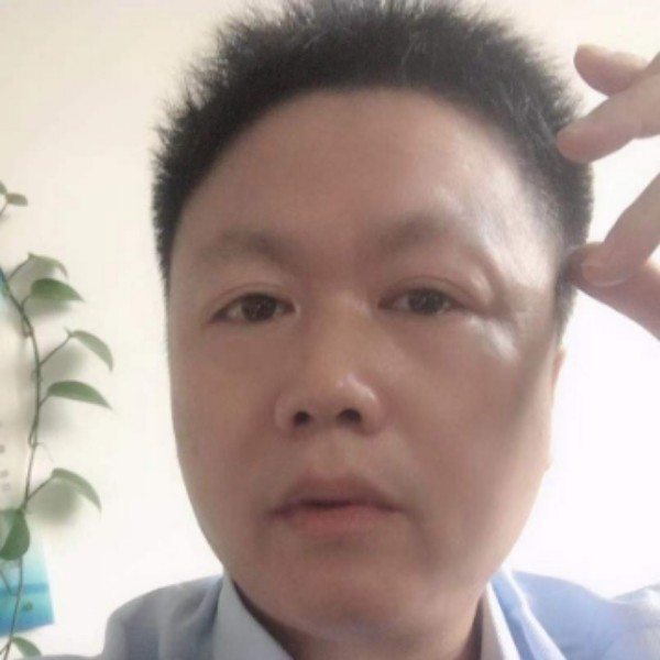 大炮拿隐忍的照片