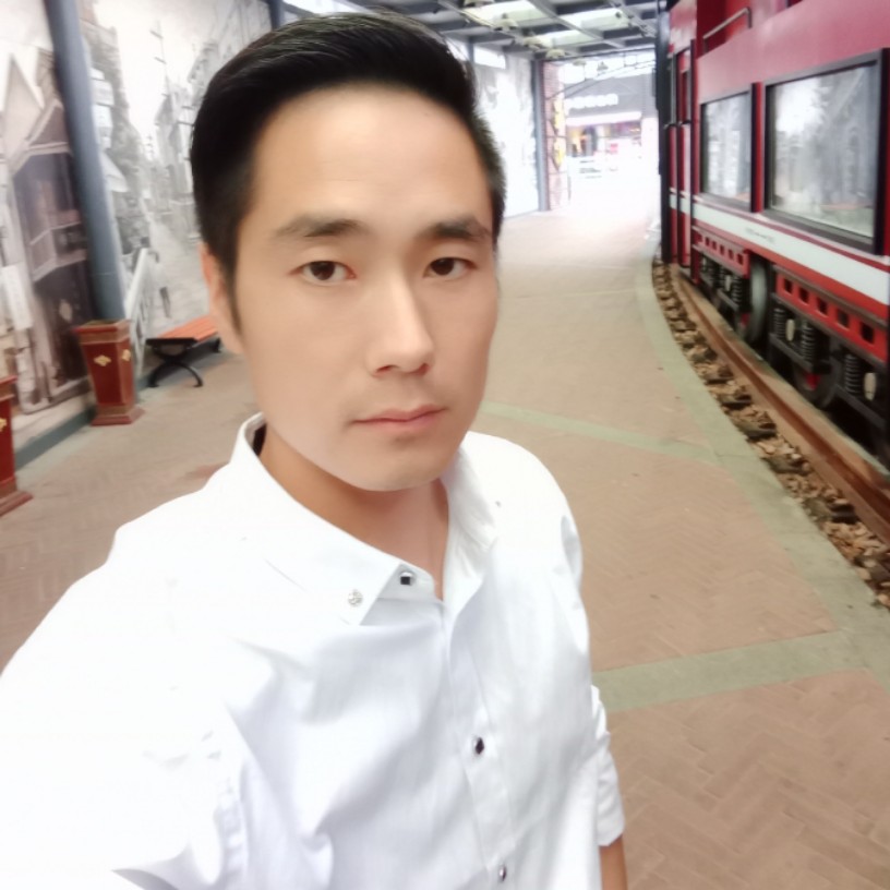 自由迎时空的照片