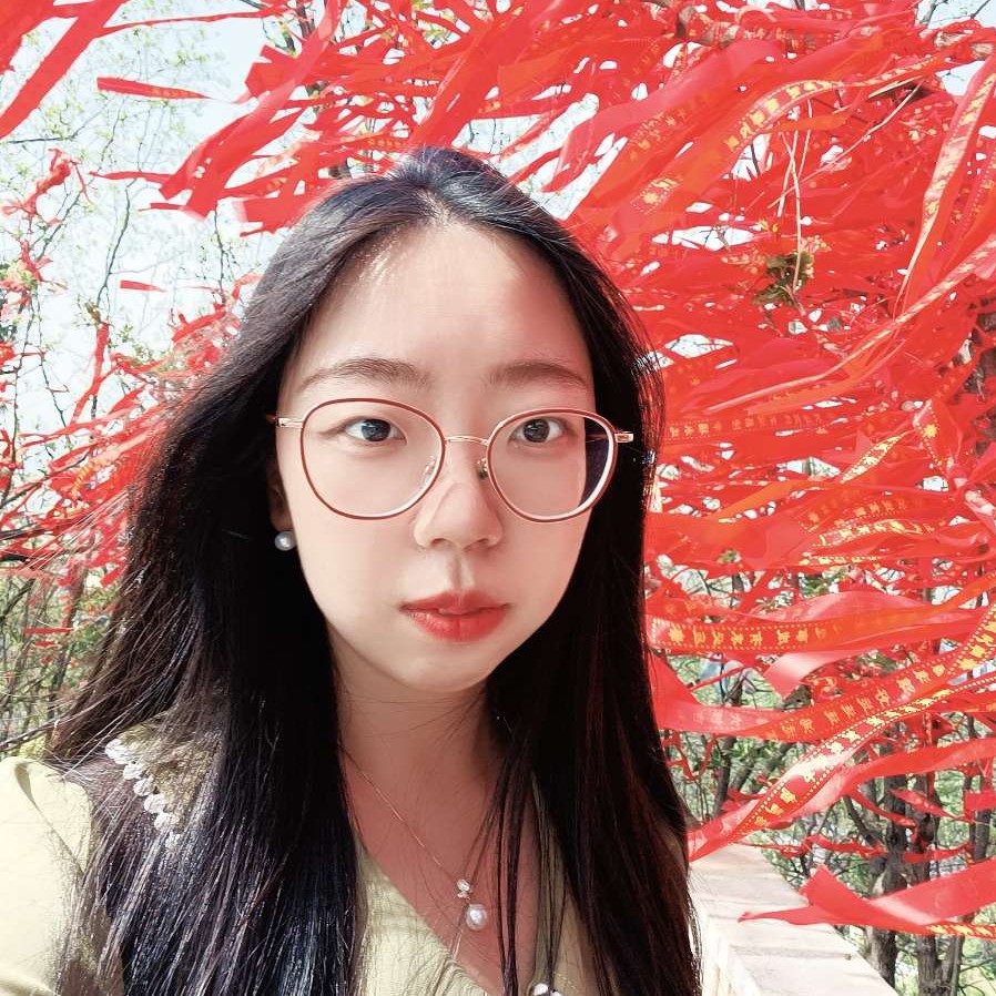 孟瑶的照片