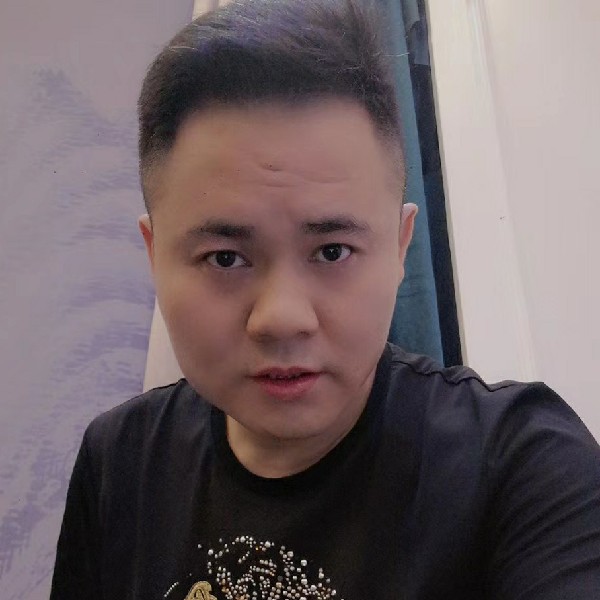 故意扯太阳的照片