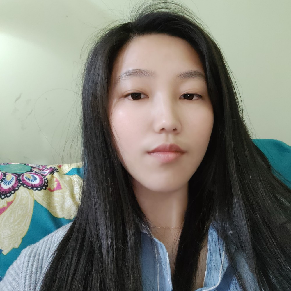 嬉嬉笑笑的照片