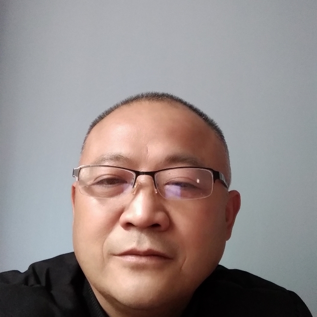 正直爱香水的照片