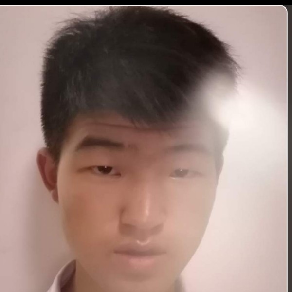 孤單浅吻秀发的照片