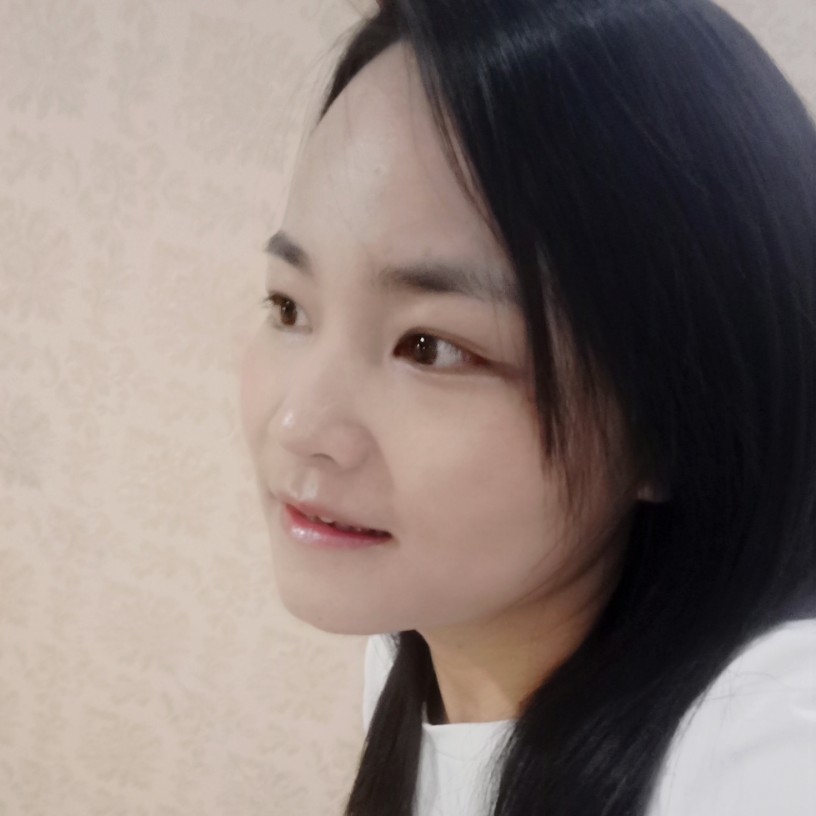 黎小妖的照片