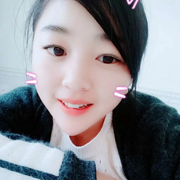 唯一的少女的照片
