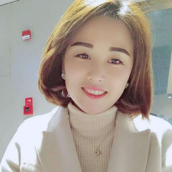 可爱的小爱的照片