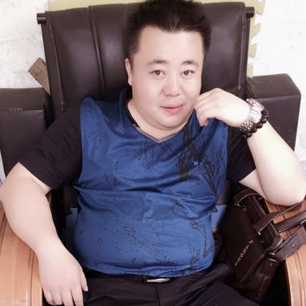 南宫冷月的照片