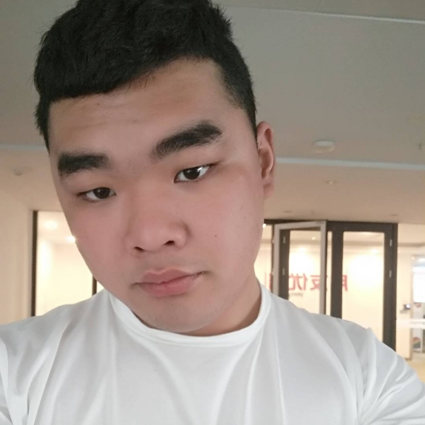 相见一笑的照片