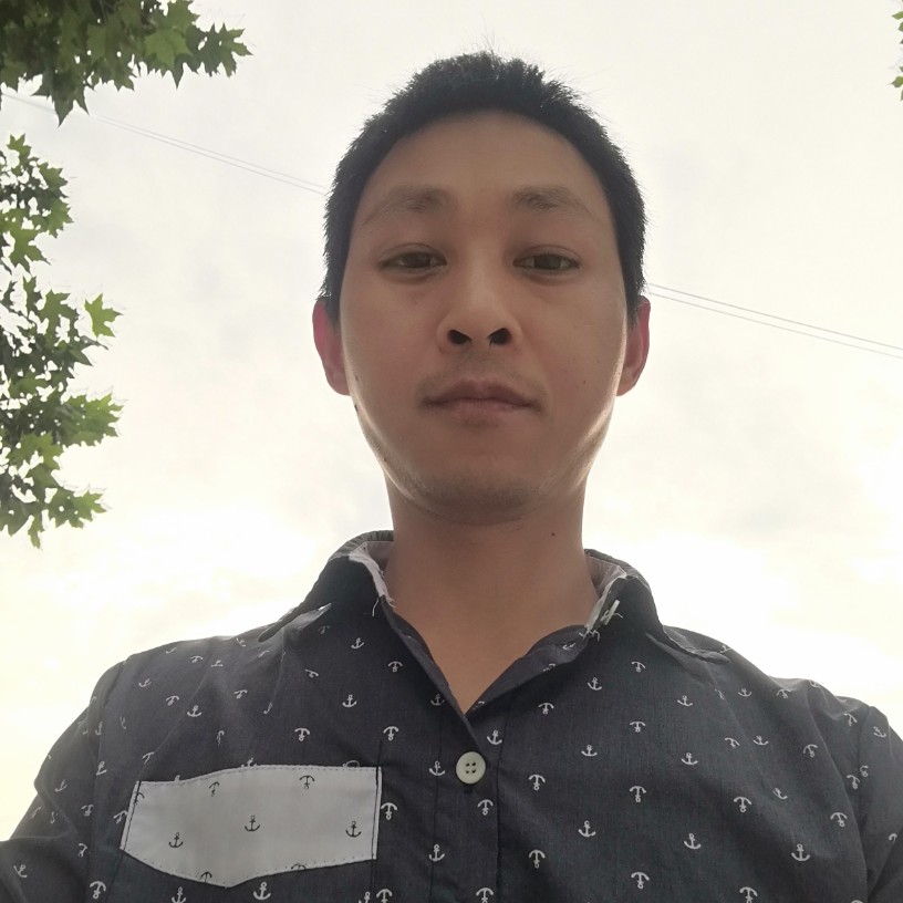 水池挽手飘逸的照片