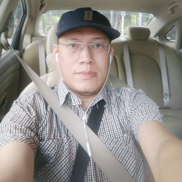 A-LUN的照片