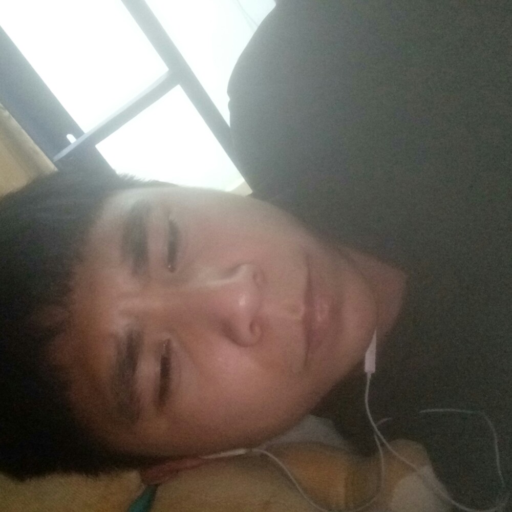 找一个爱的人当他的照片