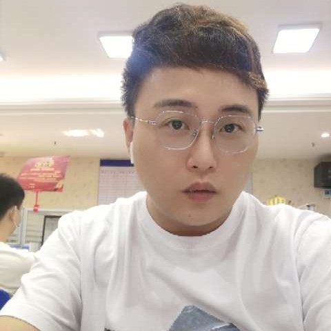 宇星君的照片