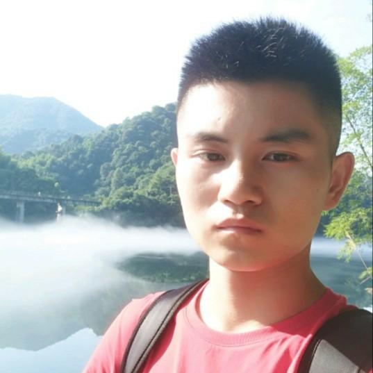 年轻在于坚持的照片