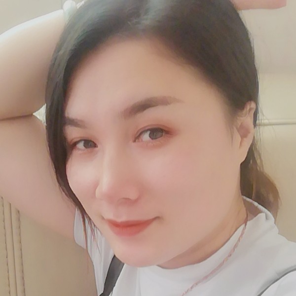 孤心相许文静的照片