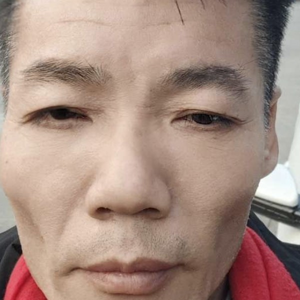 冷月搞怪的照片