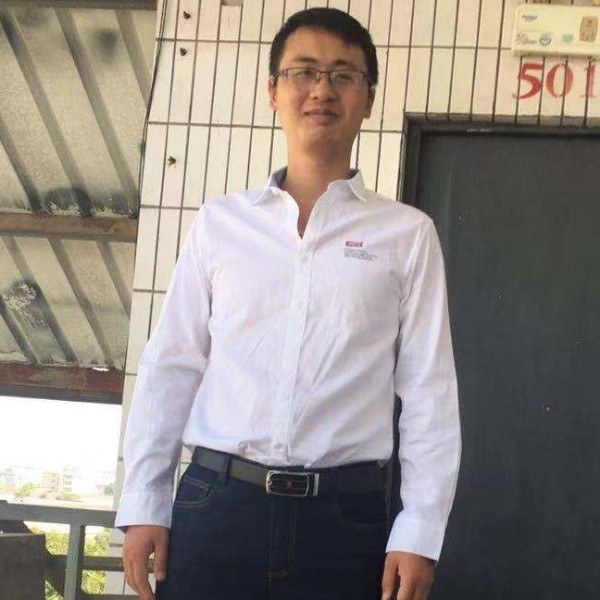 痴情等于店员的照片