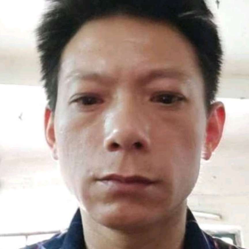 杨情云的照片