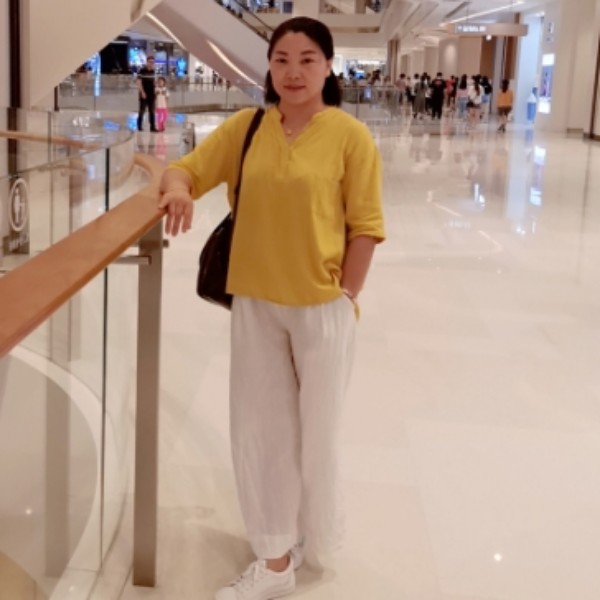 杭虹的照片