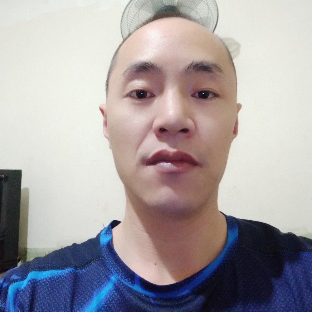 童心不泯怪叔叔的照片