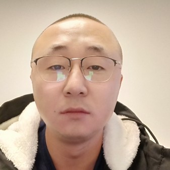 冷艳凝眸小熊猫的照片