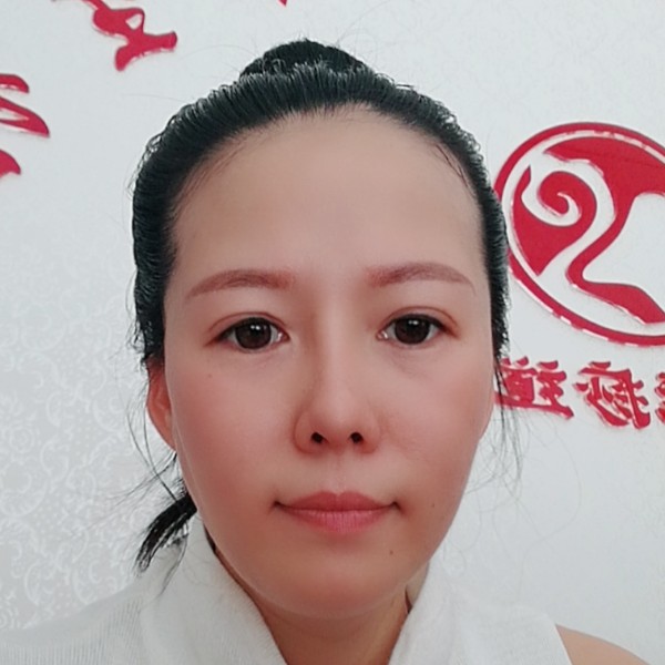 孙曼倚的照片