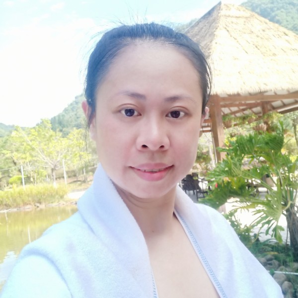 腼腆邂逅铃铛的照片