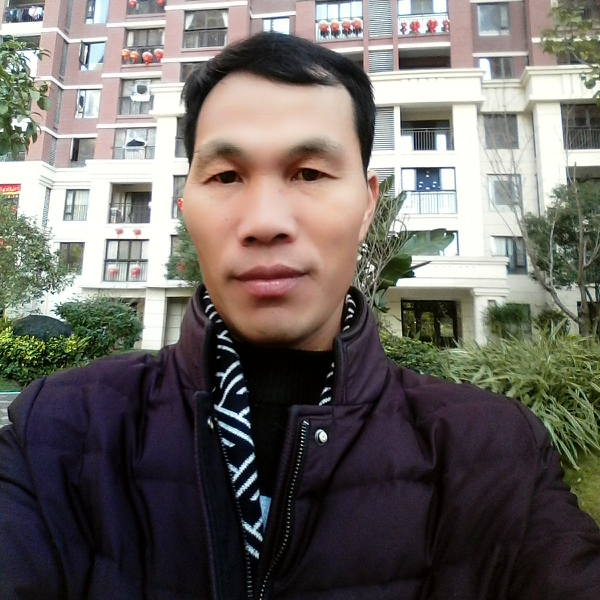 路人绚烂的照片