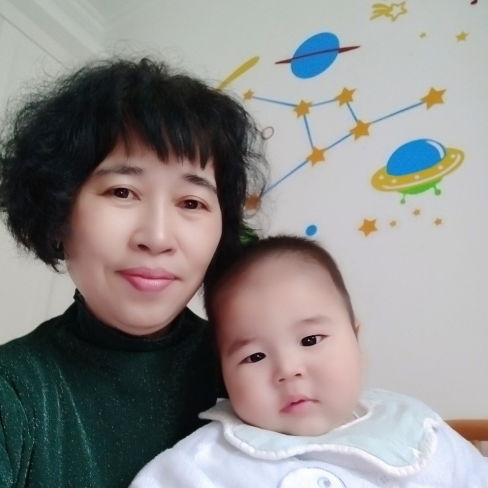 谢文香的照片