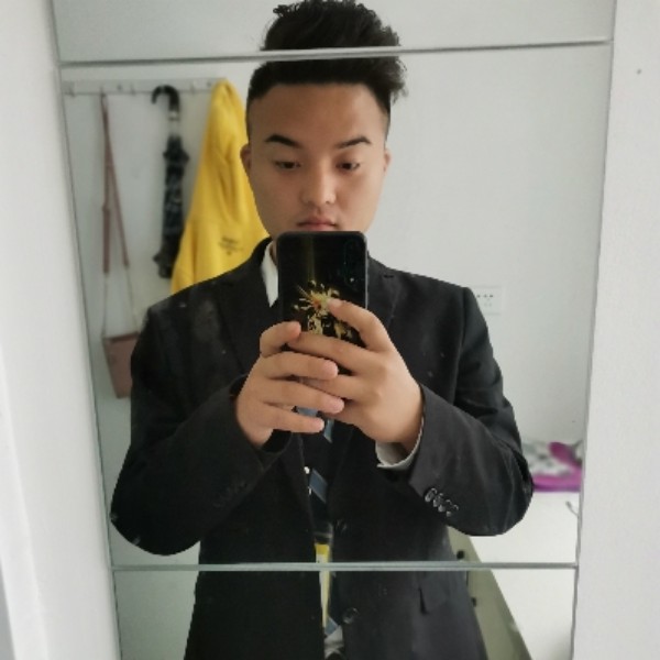 帅气放弃路灯的照片