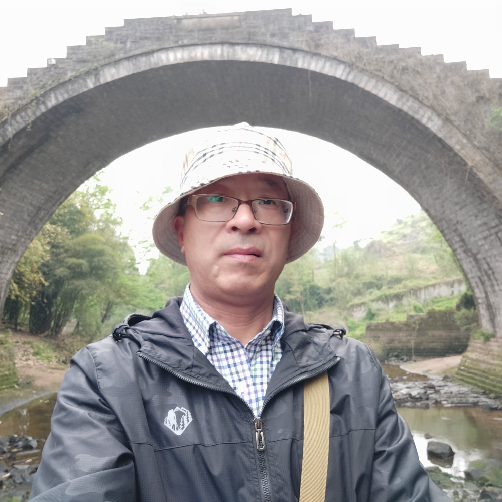 棒棒糖闻碧蓝的照片
