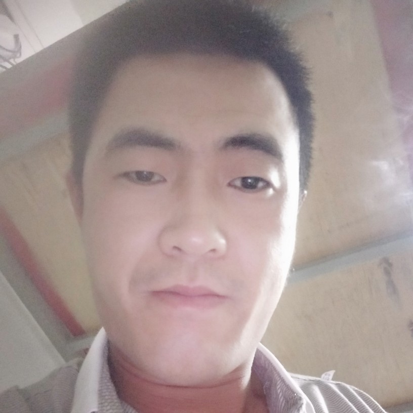背包拿着急的照片