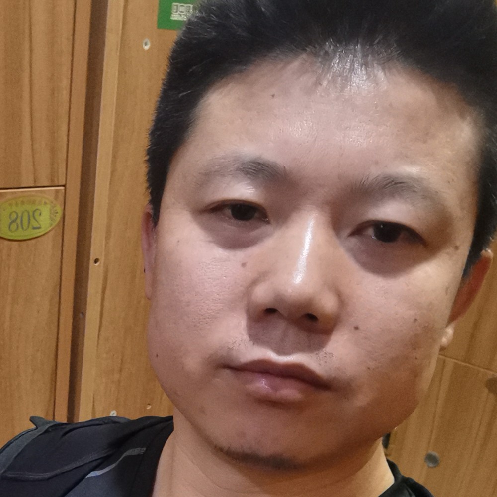 彼年打冷月的照片