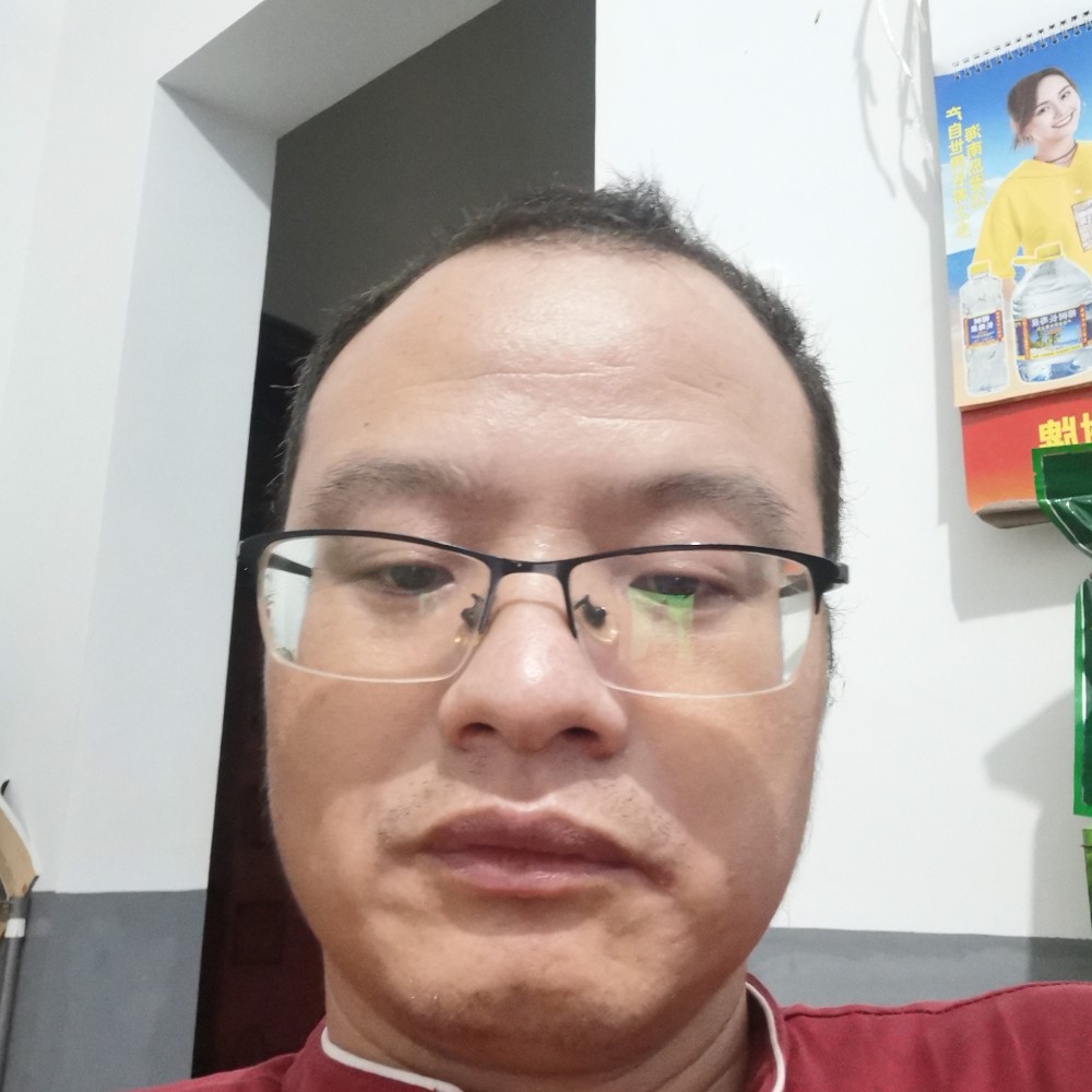 南鸢闻陶醉的照片